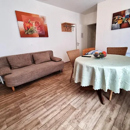 Monteurwohnungen Santos Lerch Krefeld Extérieur photo