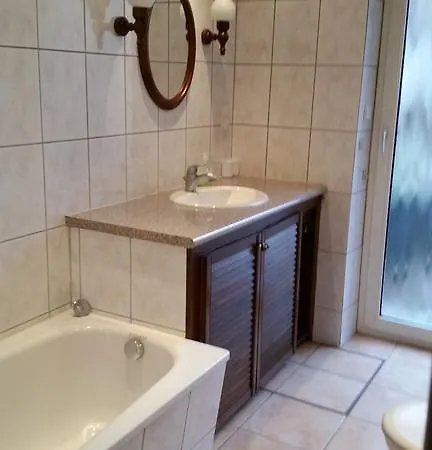 Monteurwohnungen Santos Lerch Krefeld Extérieur photo