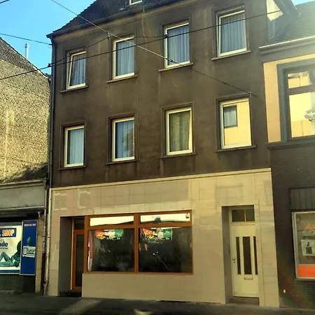 Monteurwohnungen Santos Lerch Krefeld Extérieur photo