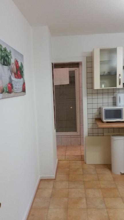 Monteurwohnungen Santos Lerch * Krefeld